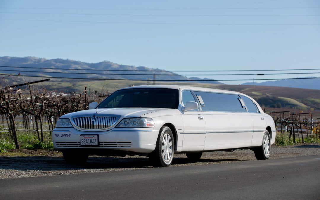 A Few Good Reasons to Hire a Limo Service